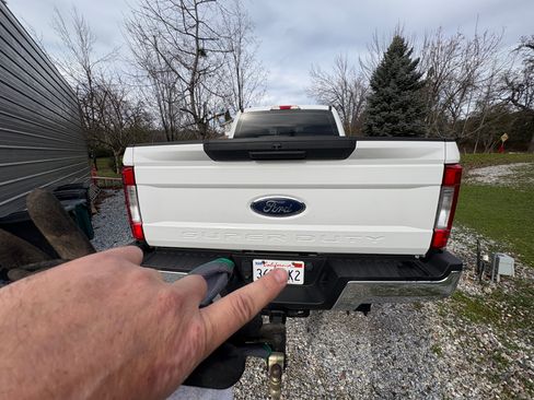 Used 2017 Ford F250 XL w/ STX Appearance Package image 12