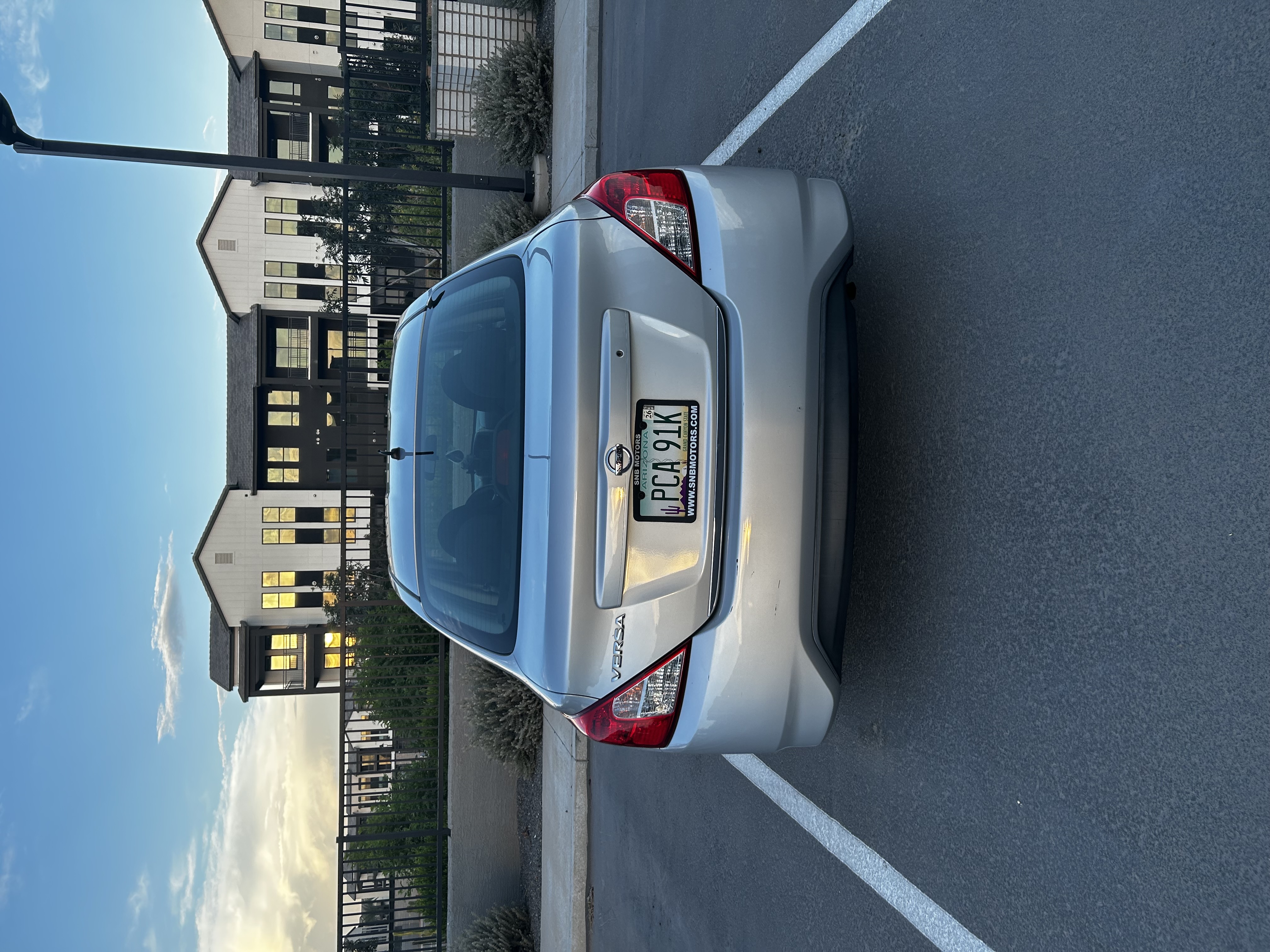 Used 2017 Nissan Versa S FWD image 11