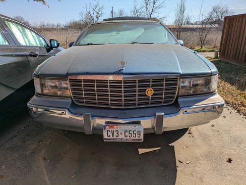 Used 1993 Cadillac Fleetwood Sedan image 11