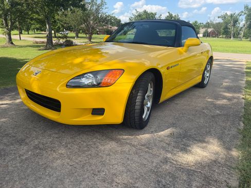 Used 2002 Honda S2000 image 4