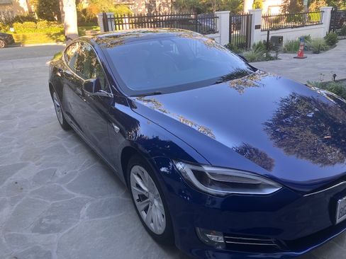 Used 2018 Tesla Model S 75D image 5