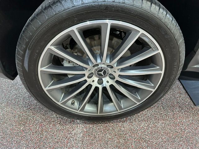Used 2019 Mercedes-Benz GLC 300 4MATIC Coupe image 24