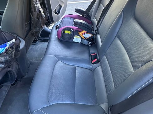 Used 2018 Hyundai Ioniq Limited image 10