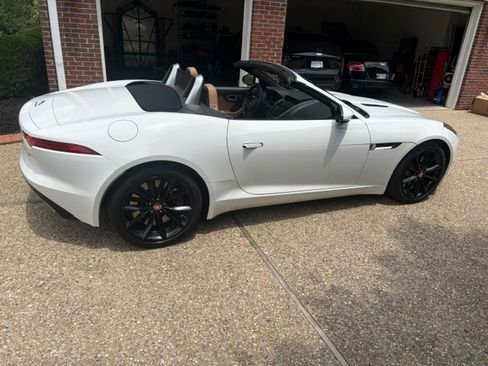 Used 2015 Jaguar F-TYPE S RWD image 5