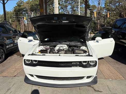Used 2019 Dodge Challenger SRT Hellcat Redeye RWD image 4