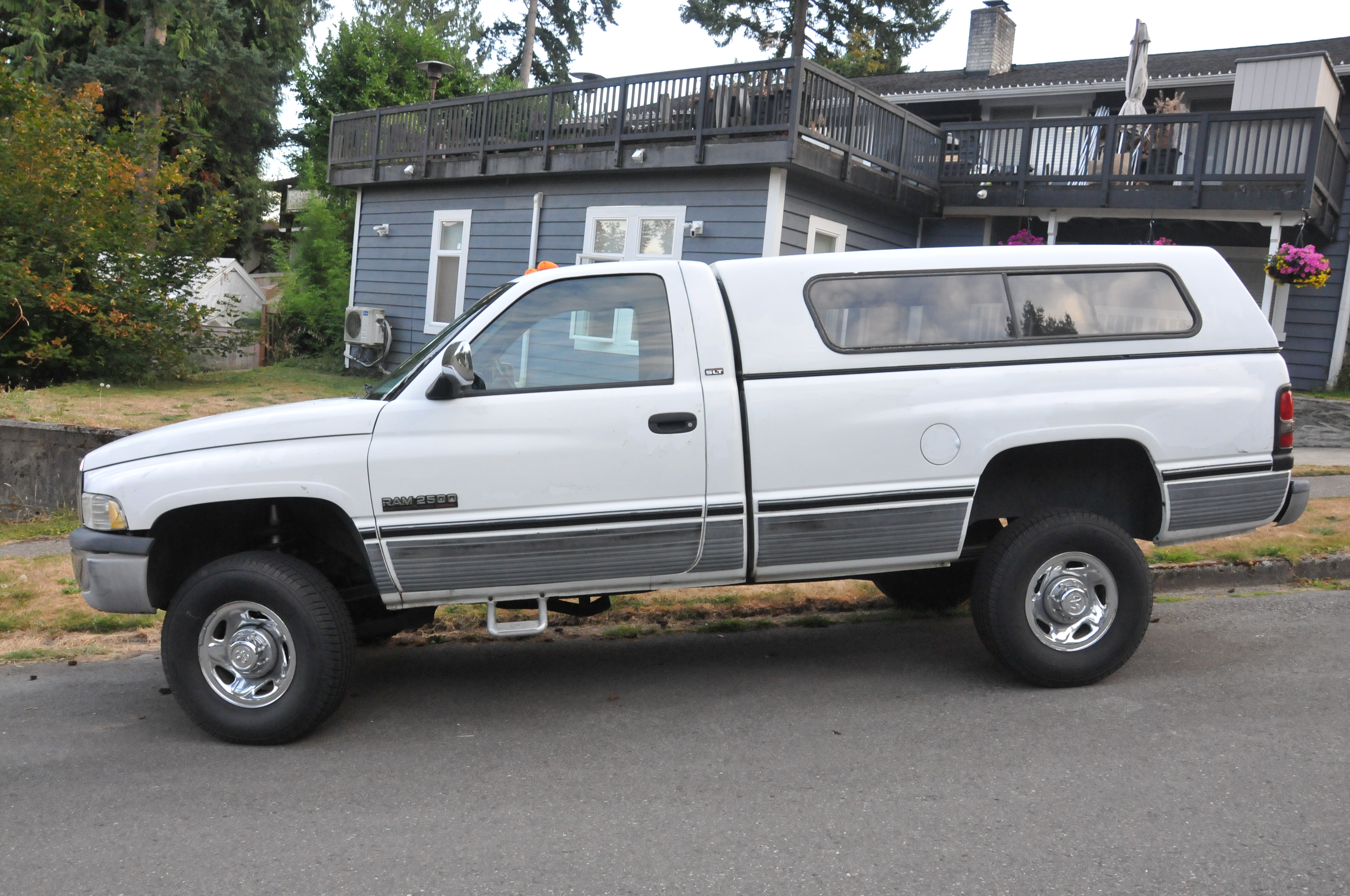 Used 1995 Dodge Ram 2500 Truck 4x4 Regular Cab image 2