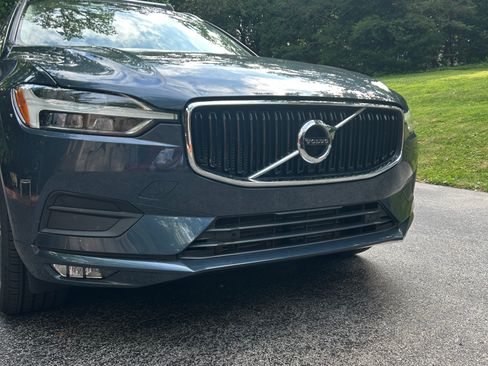 Used 2021 Volvo XC60 T6 Momentum w/ Premium Package AWD/4WD image 5