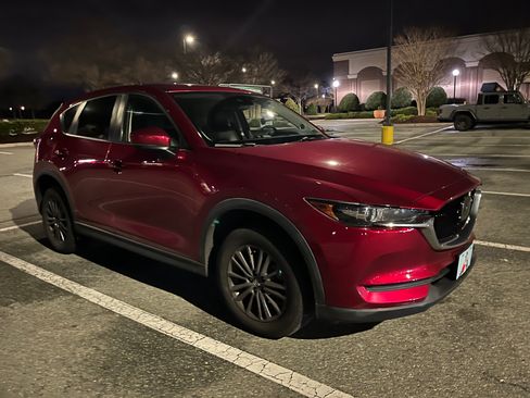 Used 2021 MAZDA CX-5 Touring w/ Touring Preferred SV Package image 2