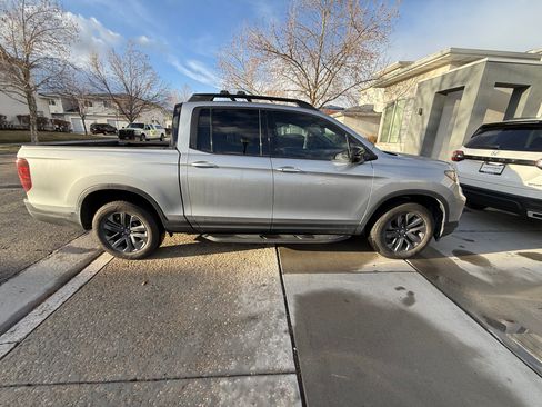 Used 2021 Honda Ridgeline Sport image 1