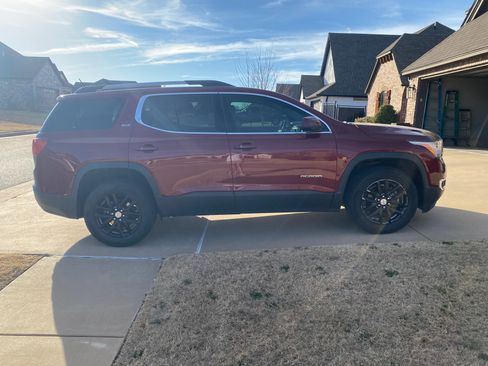 Used 2018 GMC Acadia SLT image 4