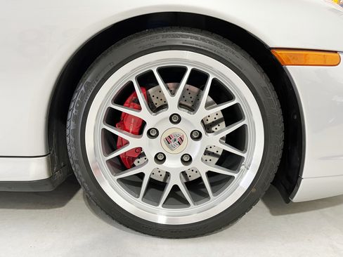 Used 2004 Porsche 911 Carrera 4S image 16