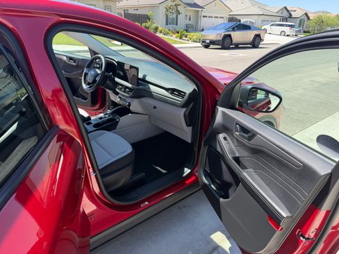 Used 2023 Ford Escape Active w/ Tech Pack #1 image 25