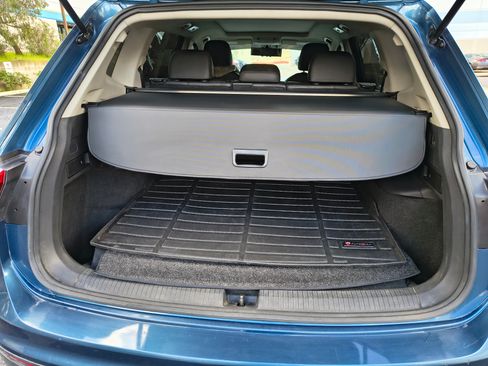 Used 2019 Volkswagen Tiguan SE image 30