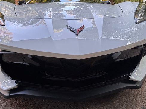 Used 2024 Chevrolet Corvette Stingray Coupe w/ Z51 Performance Package RWD image 16