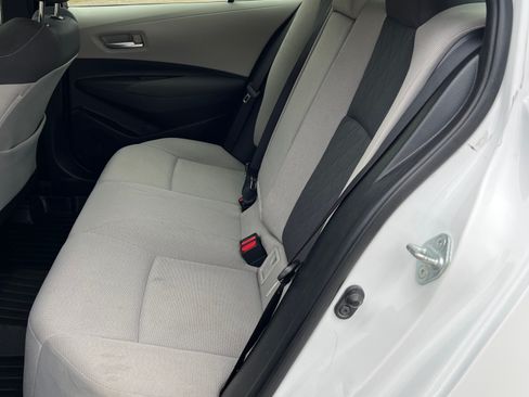 Used 2020 Toyota Corolla LE image 13