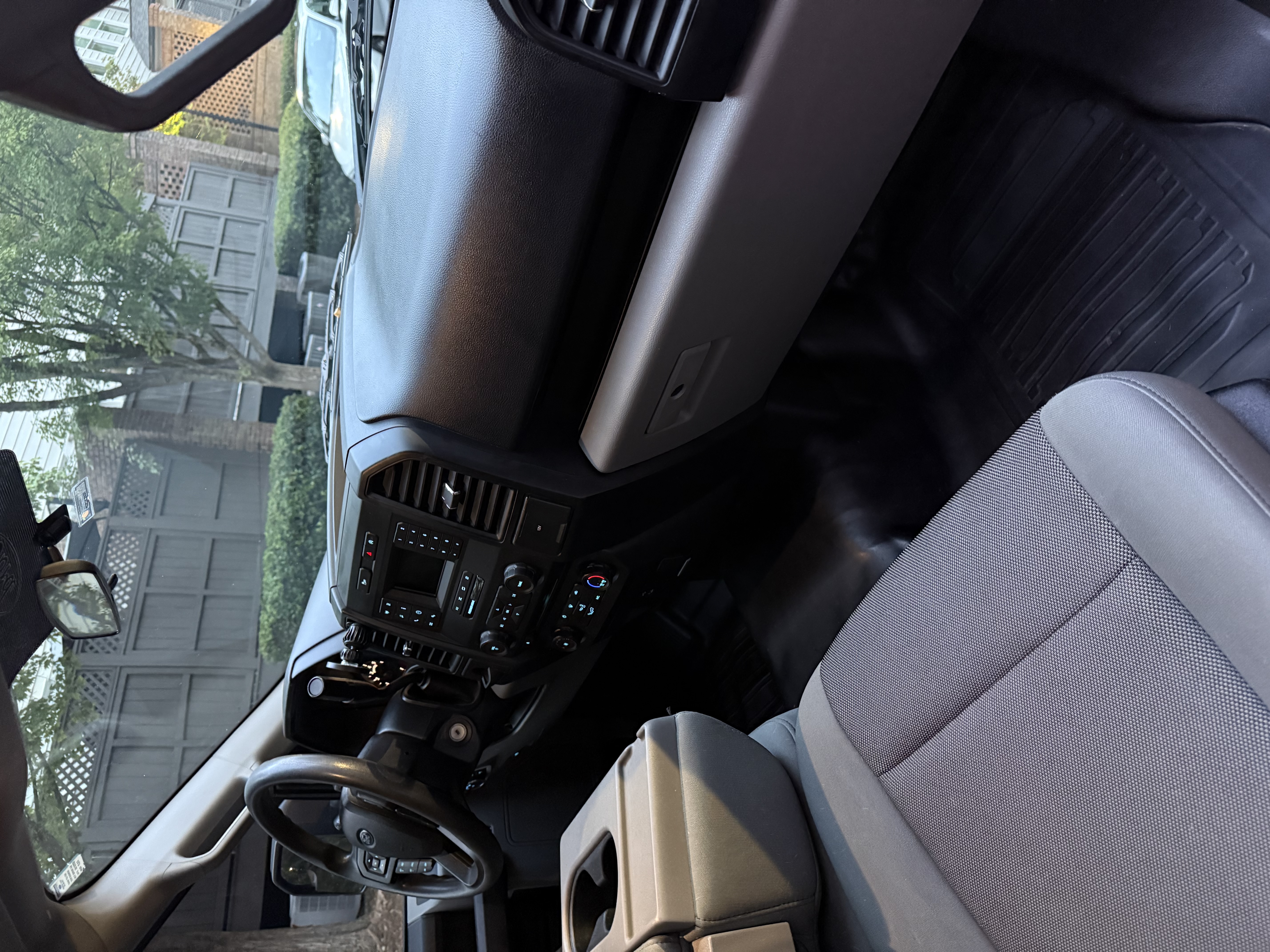 Used 2018 Ford F150 XL w/ Equipment Group 101A Mid RWD image 23