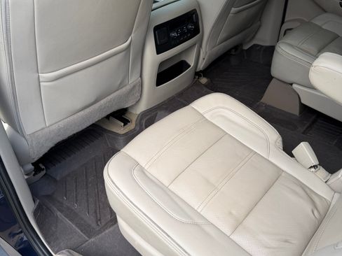 Used 2018 GMC Yukon XL Denali w/ Denali Ultimate Package image 5