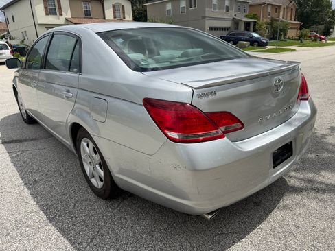 Used 2005 Toyota Avalon XL FWD image 6