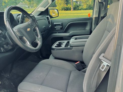Used 2018 Chevrolet Silverado 1500 LT w/ Texas Edition RWD image 11