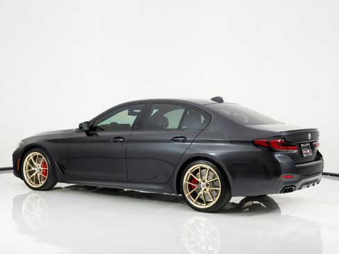 Used 2023 BMW M550i xDrive w/ Executive Package image 10