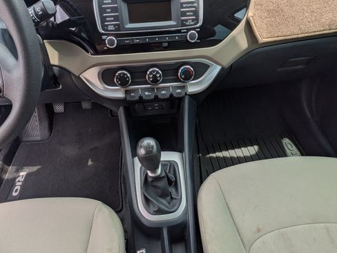 Used 2016 Kia Rio LX image 11