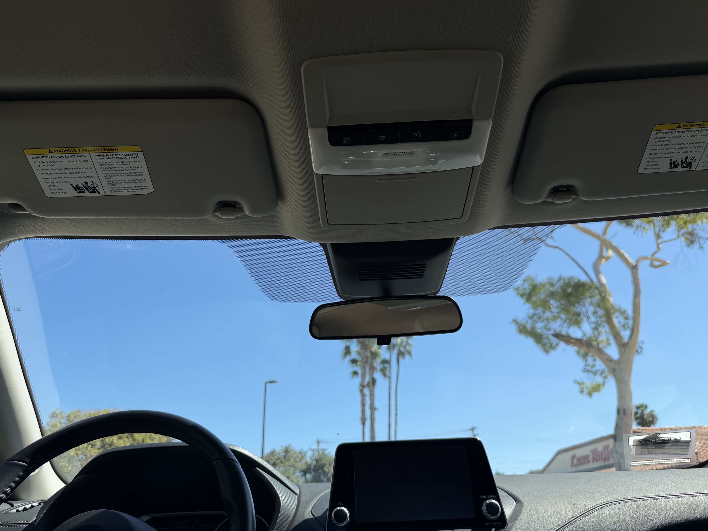 Used 2022 Nissan Sentra SV FWD image 11