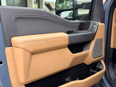 Used 2023 Ford F250 Lariat w/ Lariat Ultimate Package image 6