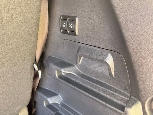 Used 2023 Toyota Sequoia Platinum RWD image 19