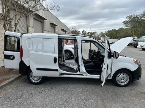 Used 2019 RAM ProMaster City Tradesman image 13