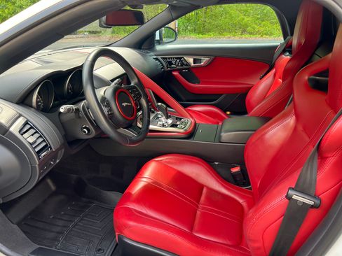 Used 2017 Jaguar F-TYPE Convertible RWD image 15