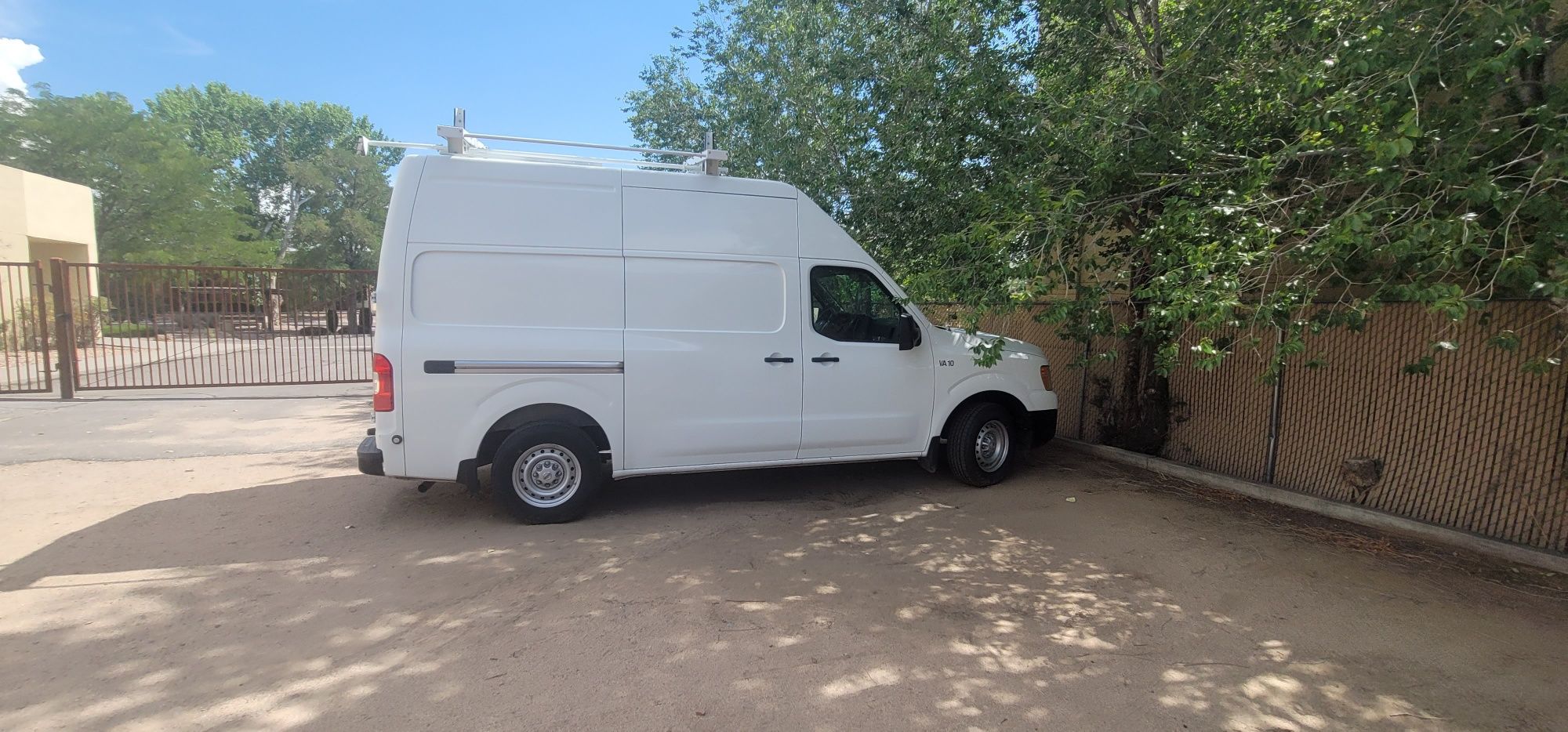 Used 2018 Nissan NV 2500 S RWD image 8