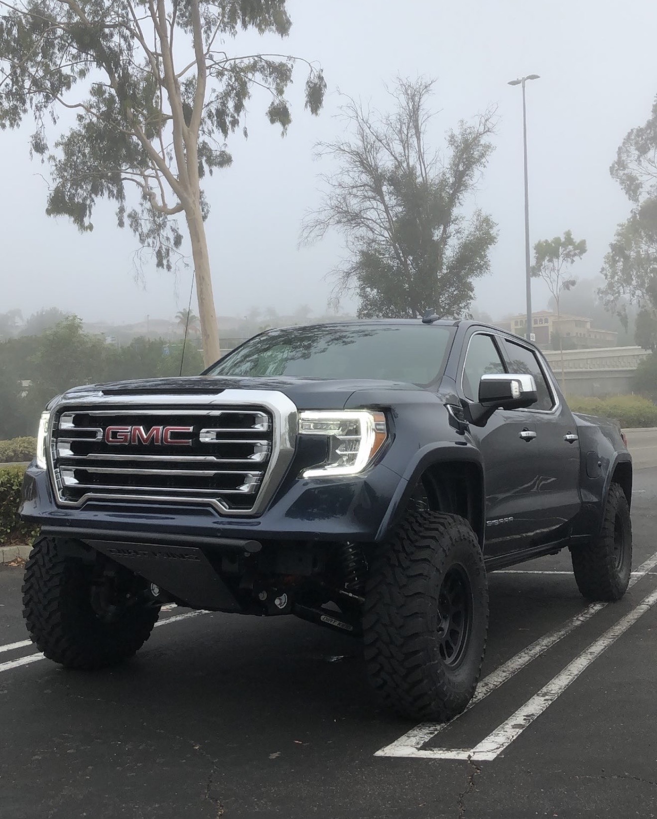 Used 2021 GMC Sierra 1500 SLT w/ SLT Premium Plus Package AWD/4WD image 1