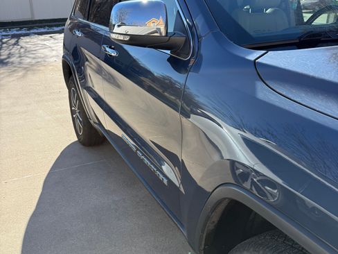 Used 2020 Jeep Grand Cherokee Limited image 4