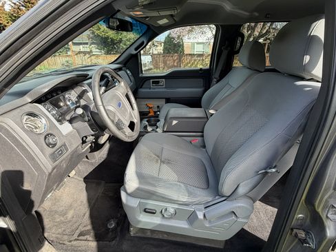 Used 2011 Ford F150 XLT w/ XLT Convenience Pkg image 9