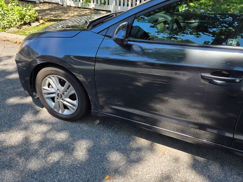 Used 2020 Hyundai Elantra SEL w/ Cargo Package (C1) FWD image 8