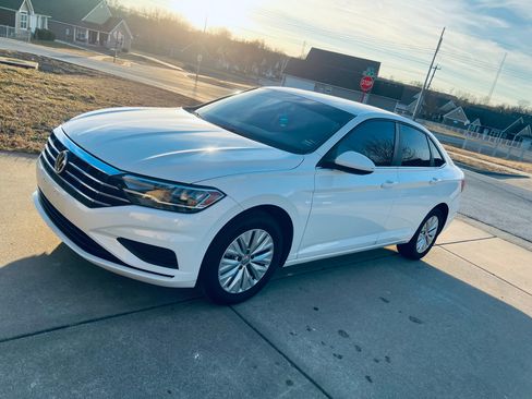 Used 2019 Volkswagen Jetta S w/ Driver Assistance Package image 2