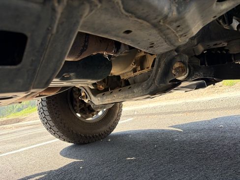 Used 2011 Toyota Tacoma 4x4 Double Cab w/ TRD Off-Road Pkg image 9