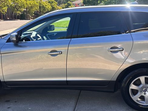 Used 2011 Volvo XC60 3.2 image 1