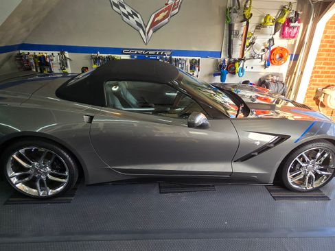 Used 2015 Chevrolet Corvette Stingray Convertible w/ 3LT Preferred Equipment Group image 4