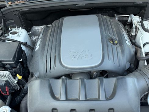 Used 2019 Jeep Grand Cherokee Limited X AWD/4WD image 12