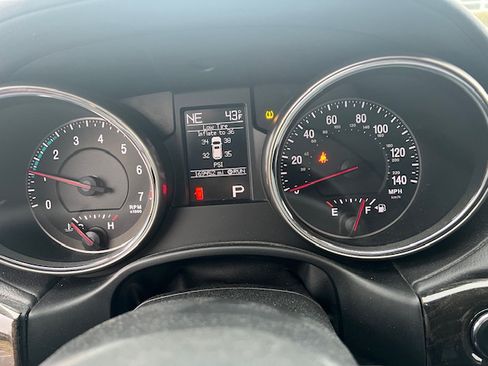 Used 2013 Jeep Grand Cherokee Overland Summit image 10