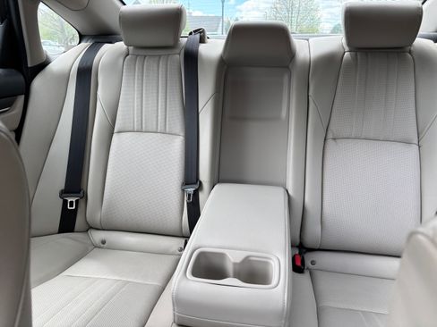 Used 2018 Honda Accord EX-L image 10