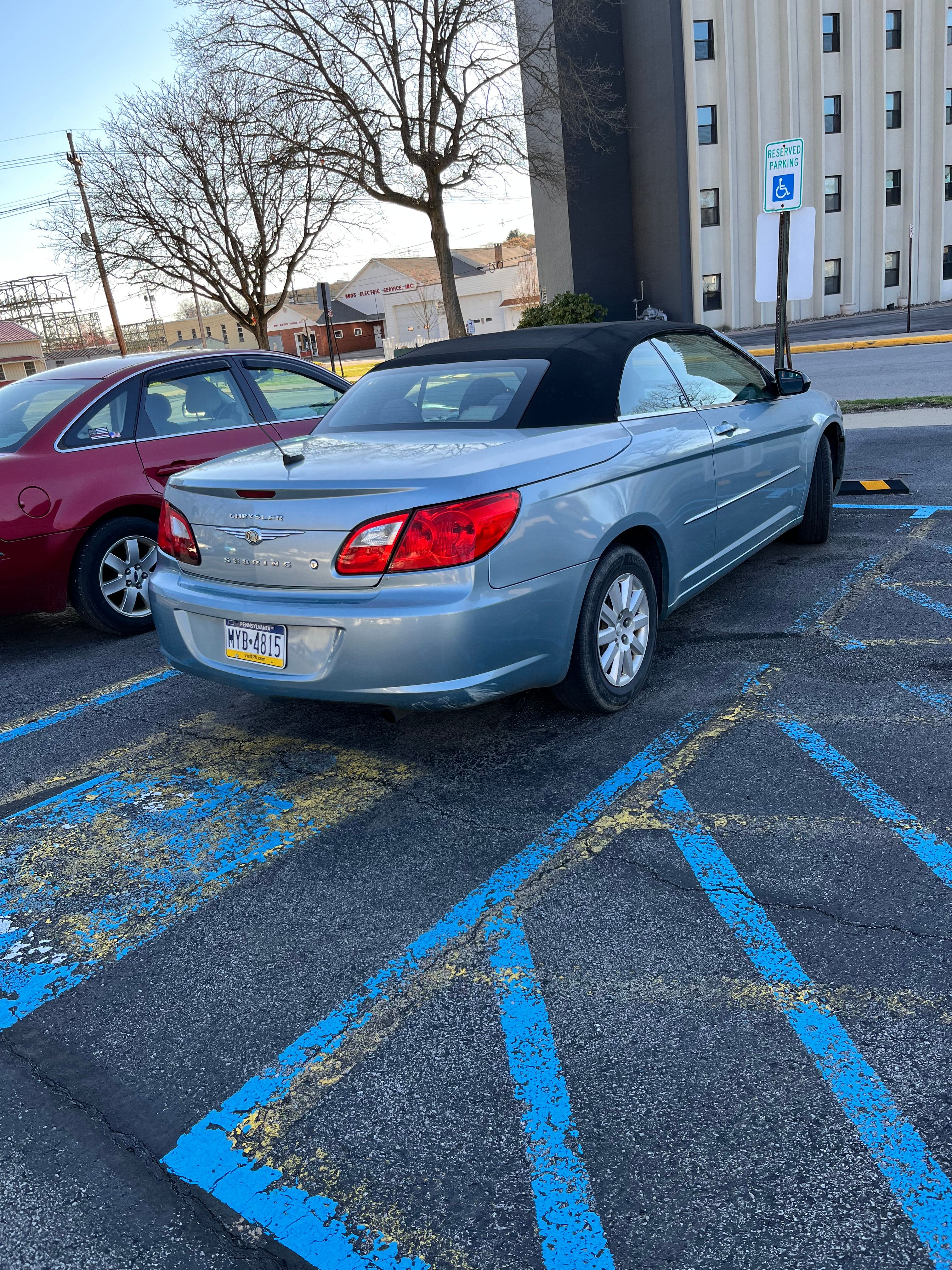 Used 2009 Chrysler Sebring LX w/ Convenience Group FWD image 11
