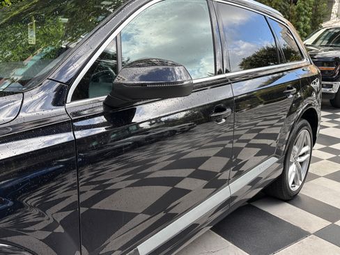 Used 2018 Audi Q7 3.0T Prestige w/ Prestige Package image 18