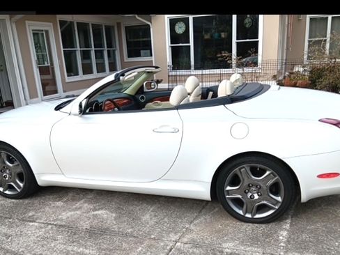 Used 2008 Lexus SC 430 Convertible image 10