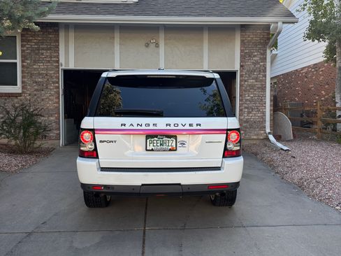 Used 2012 Land Rover Range Rover Sport HSE LUX image 8