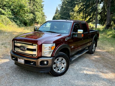 Used 2015 Ford F350 King Ranch w/ FX4 Off-Road Package AWD/4WD image 25
