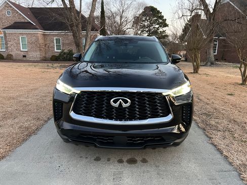 Used 2024 INFINITI QX60 Luxe w/ Cargo Package image 2