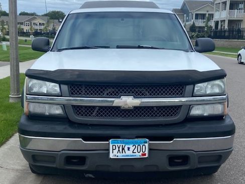 Used 2005 Chevrolet Silverado 1500 W/T image 2