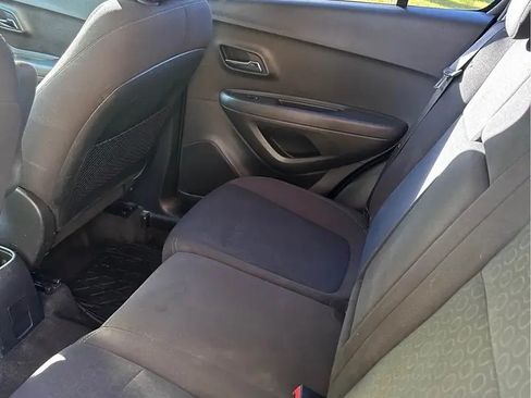 Used 2016 Chevrolet Trax LS image 5